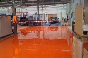 Sol époxy autolissant Sol époxy autolissant